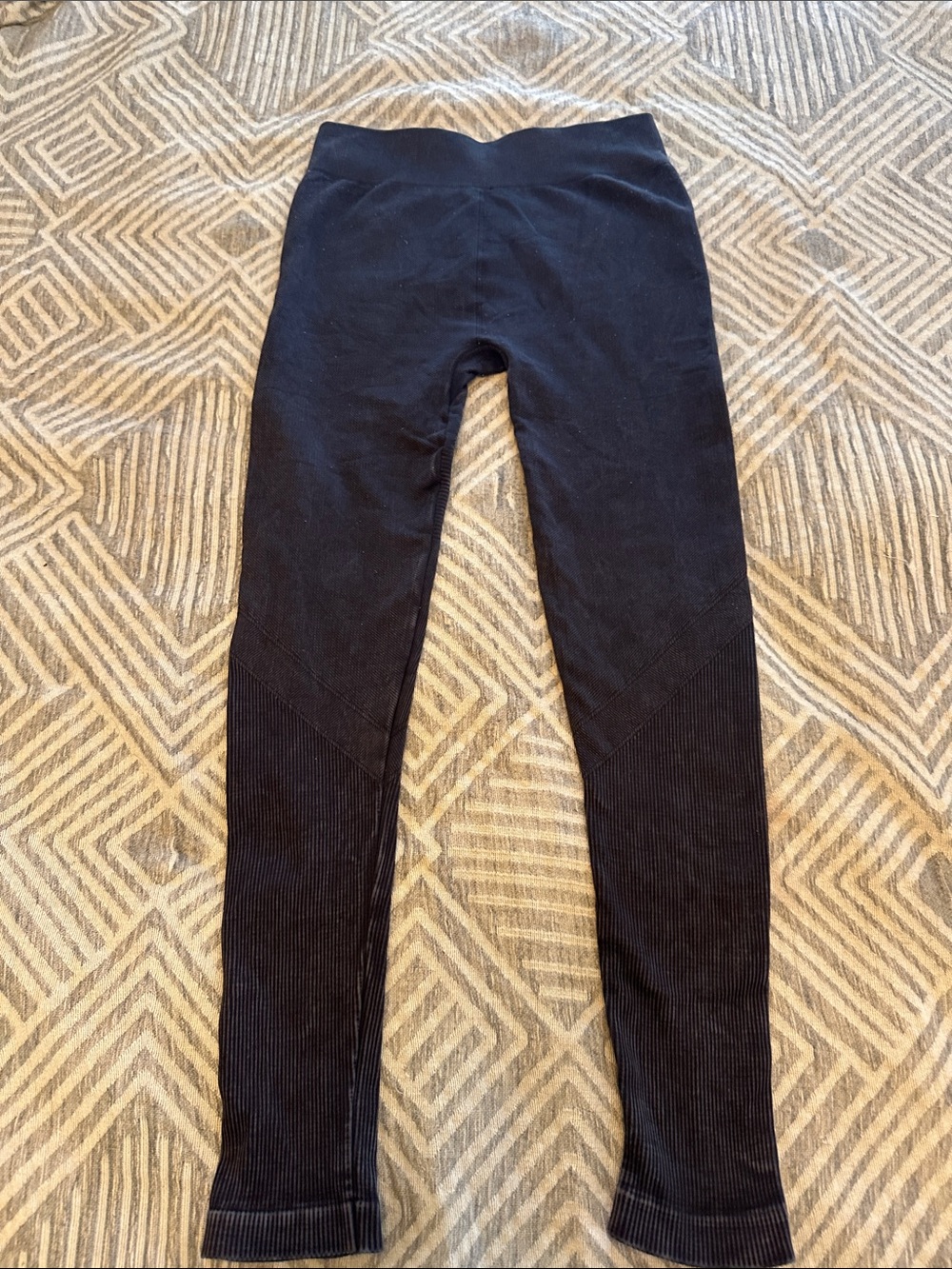 Nikibiki Black Ribbed Leggings